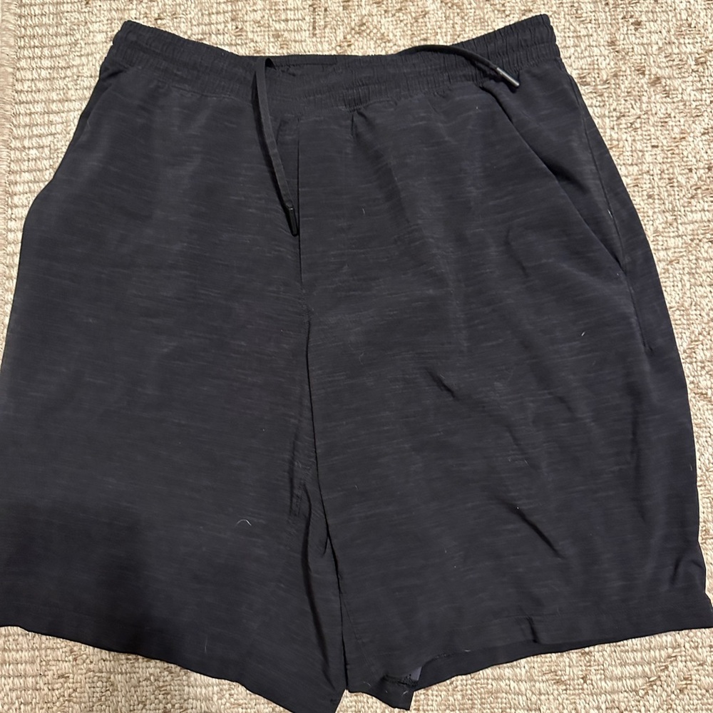 Men’s lululemon shorts size M